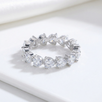 Amora Ring