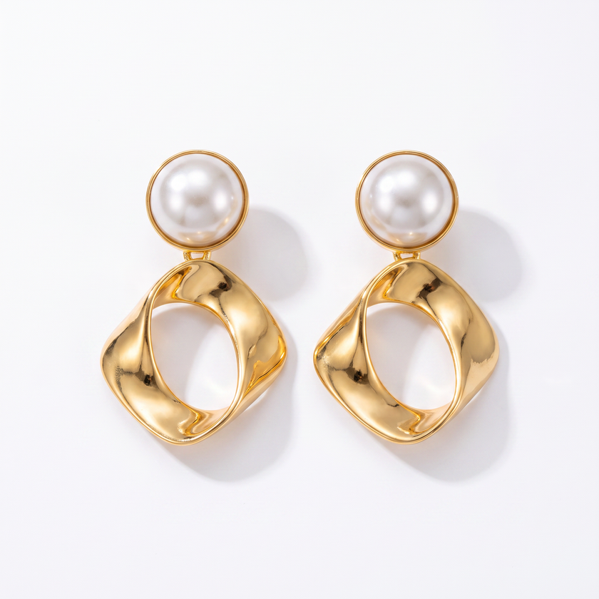 Siena Pearl Drop Earrings